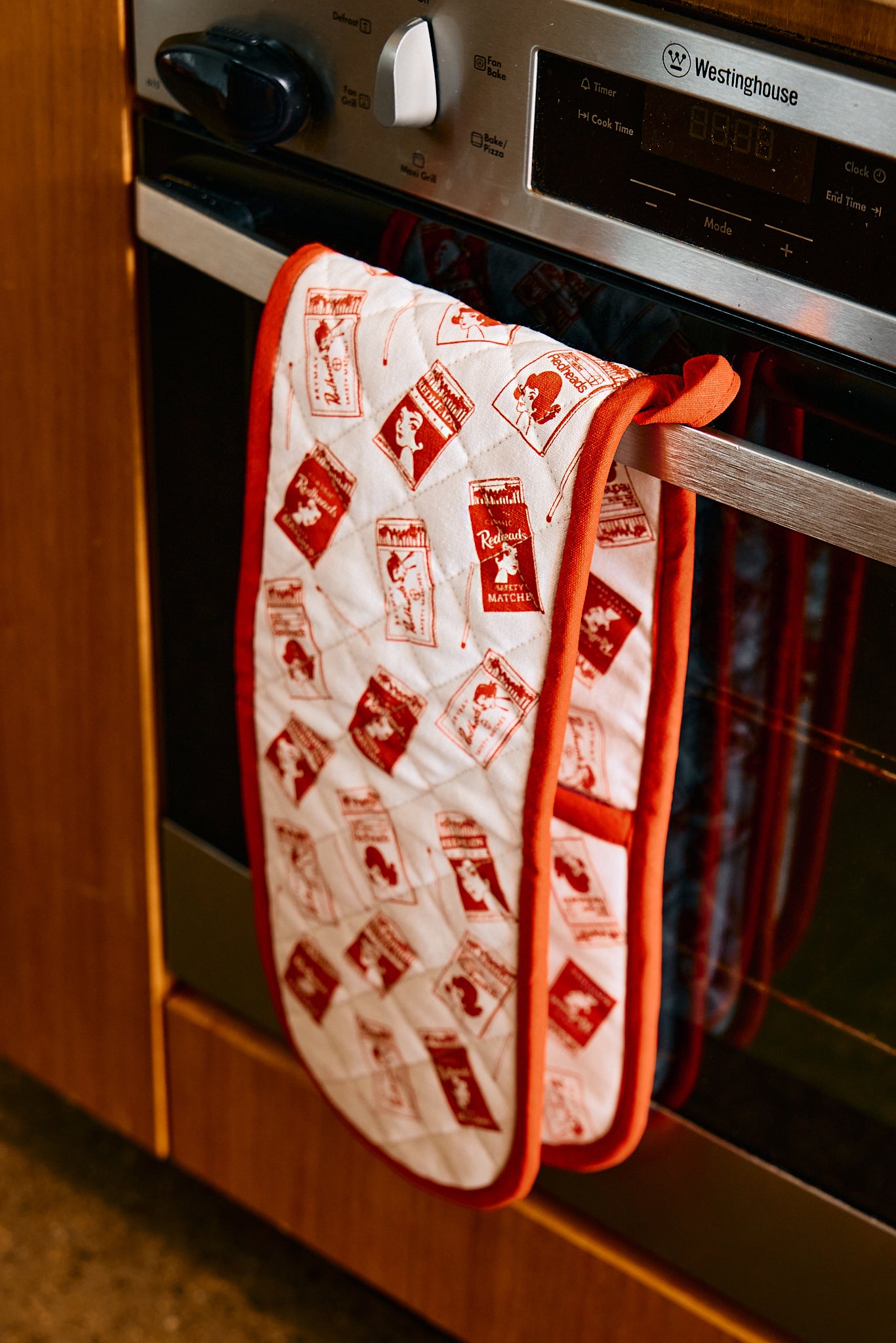 Redheads® Oven Glove - Matchbox Series