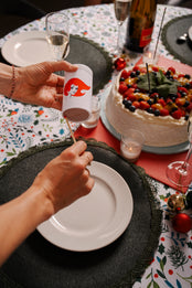 Redheads® Match Tin